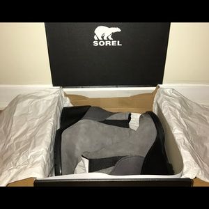 NWT - Sorel Grey Boots